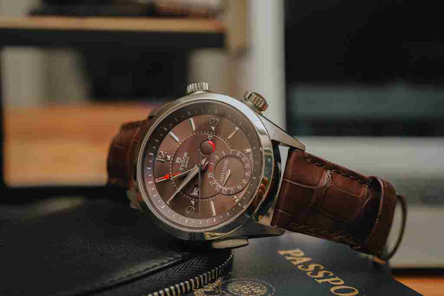 In Depth The Replica Tudor Heritage Advisor Mechanical Alarm Watches Introducing