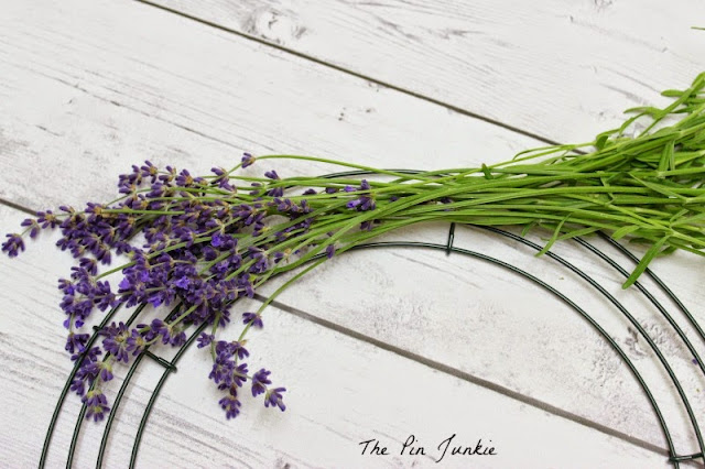 How To Make A Lavender Wreath