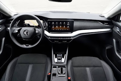 Skoda Octavia 2021 interior