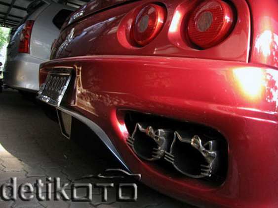 My Funny: Ferrari 360 Modena in Jakarta  Pictures