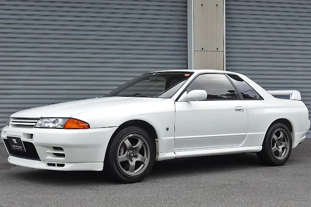 1994 NISSAN SKYLINE GT-R FOR SALE IN JAPAN