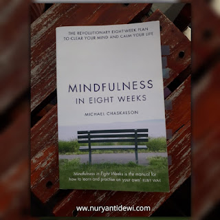book mindfulness in eight weeks