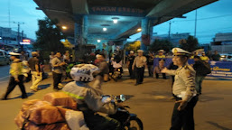 Semarak Ramadhan, Satlantas Polresta Tangerang Buka Puasa Bareng Warga