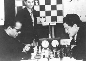 Partida Dr. Mena – F.  J. Pérez en el IV Torneo Internacional de Ajedrez de Sabadell 1945