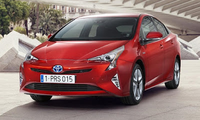 Toyota Prius Hybrid front look Image HD 