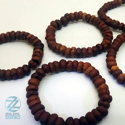 Gelang Biji Rotan
