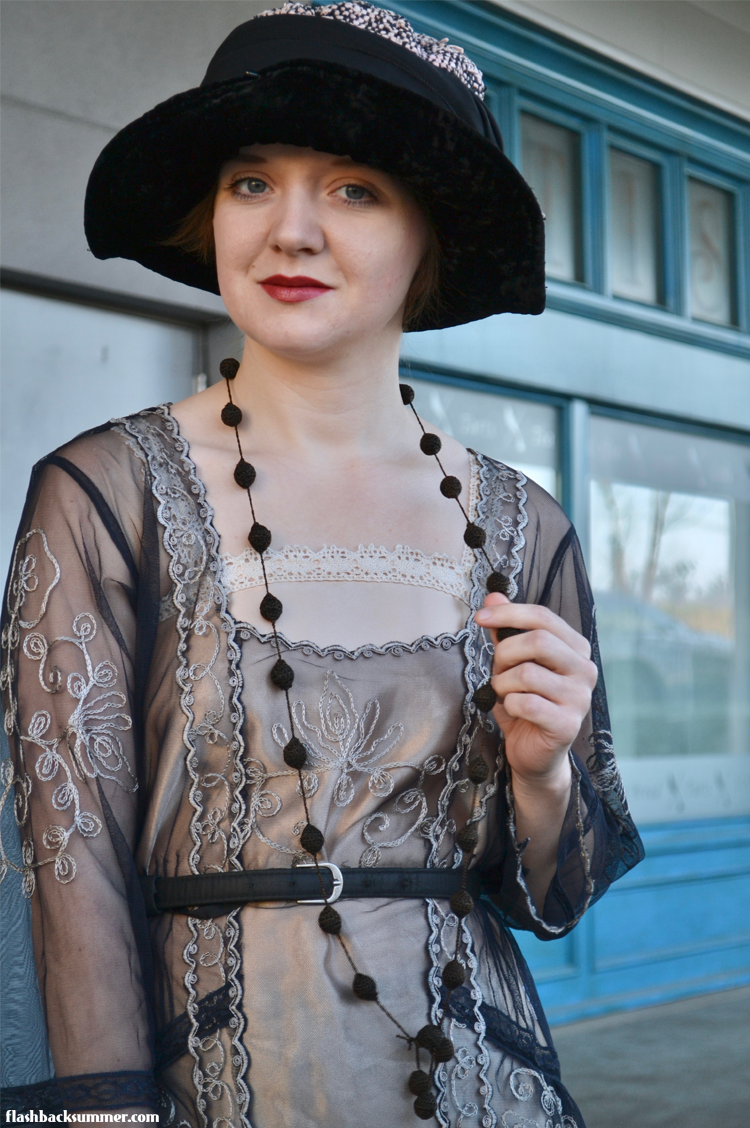 Flashback Summer: Early 1920s Ensemble Nataya blouse