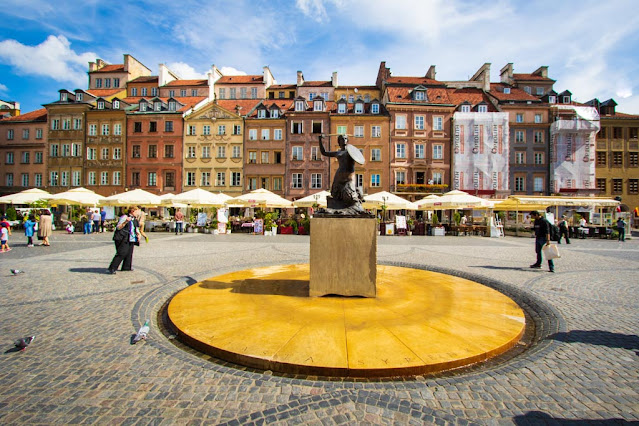 piazza della città vecchia (Rynek Starego Miasta)-Varsavia