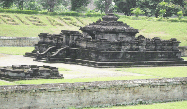 Candi-Sambisari-Jogjakarta