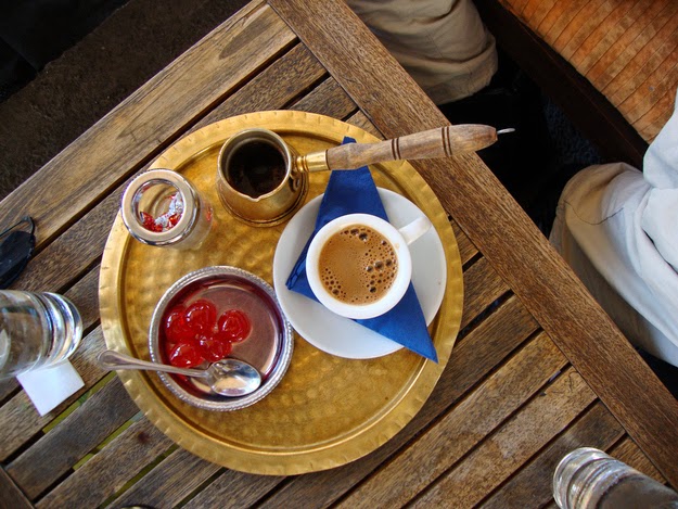20. Coffee breaks are serious affairs. - 49 Reasons To Love Hellas (Greece)