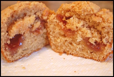 peanut-butter-and-jelly-muffins-done1-1024x680