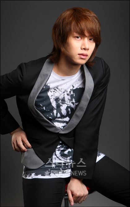 Arina Gabe Pandiangan: SUPER JUNIOR ( HEECHUL )