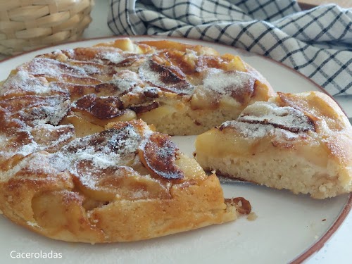 Tarta de manzana en sartén - Super jugosa y lista en pocos minutos