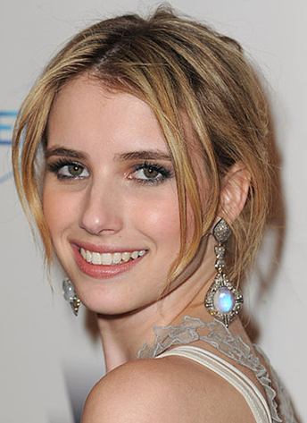 Emma Roberts at Golden Globe 2011