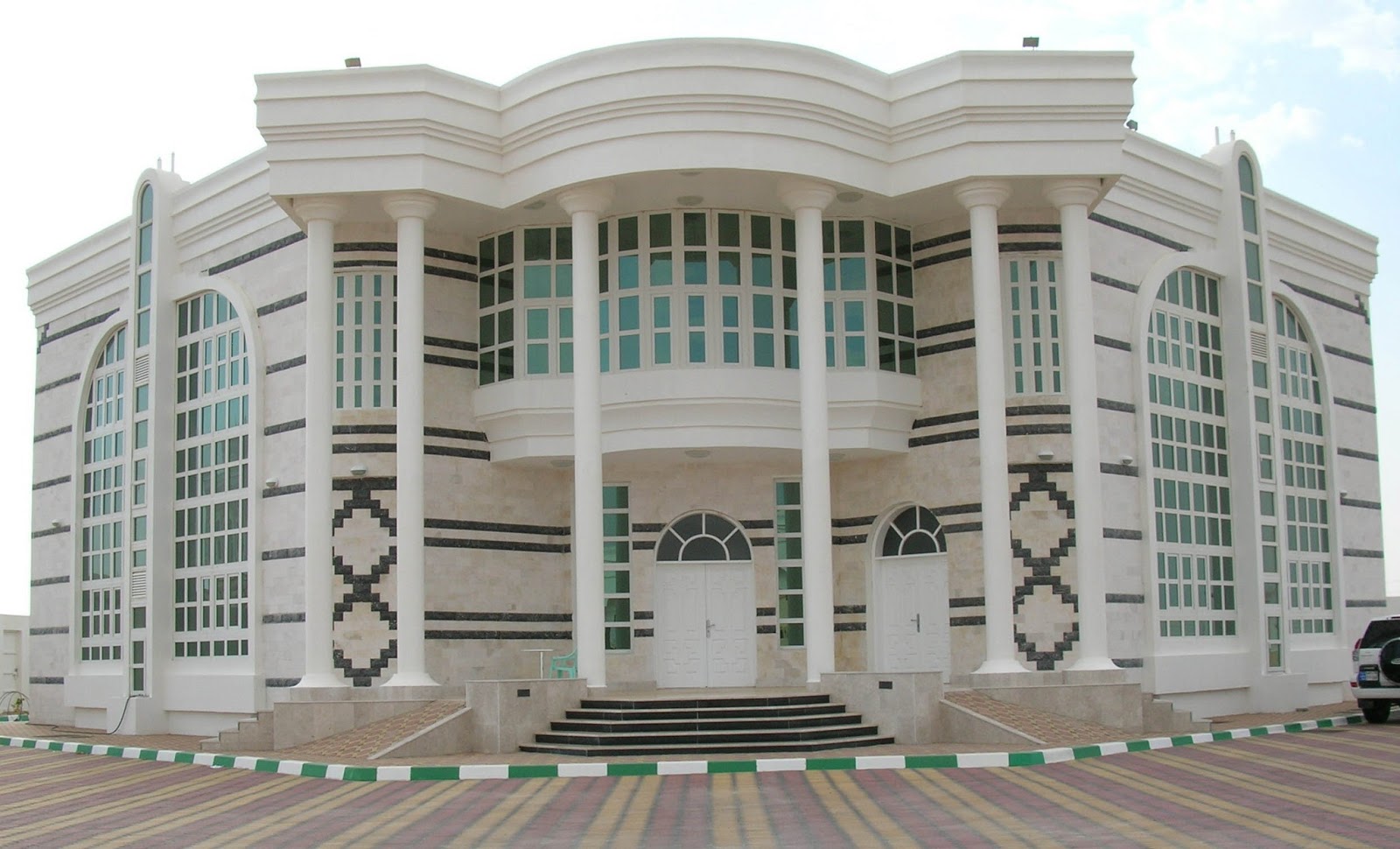 Exterior homes designs sharjah UAE.  New Home Designs Latest