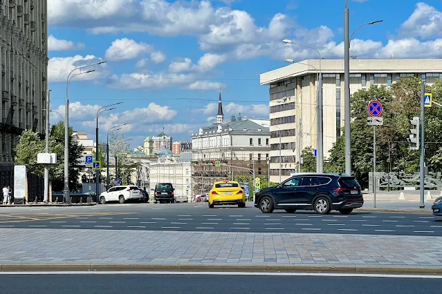Садовая-Черногрязская улица, Каланчёвская улица