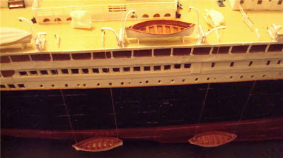 Paper Titanic Model