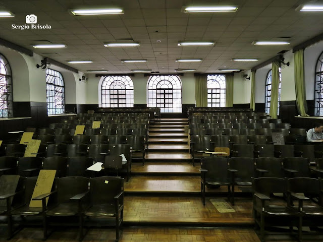 Vista do interior de uma das salas de aula da Faculdade de Direito da USP - Largo São Francisco - Sé - São Paulo