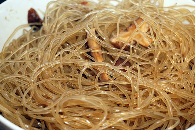 Japchae Chapchae Korean Glass Noodles | The Kitchen Nerd