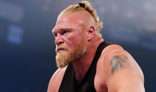 بروك ليسنر منع نجم WWE السابق من الفوز بنزال الرويال رامبل 2022