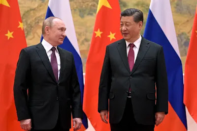 O russo Vladimir Putin e o presidente chinês Xi Jinping se encontraram em Pequim no início de fevereiro.