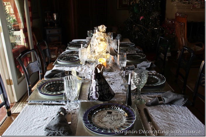 New Year's Table-Bargain Decorating with Laurie