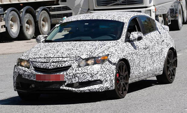 2018 Honda Civic Type R - There's another Civic Coupe in the winter