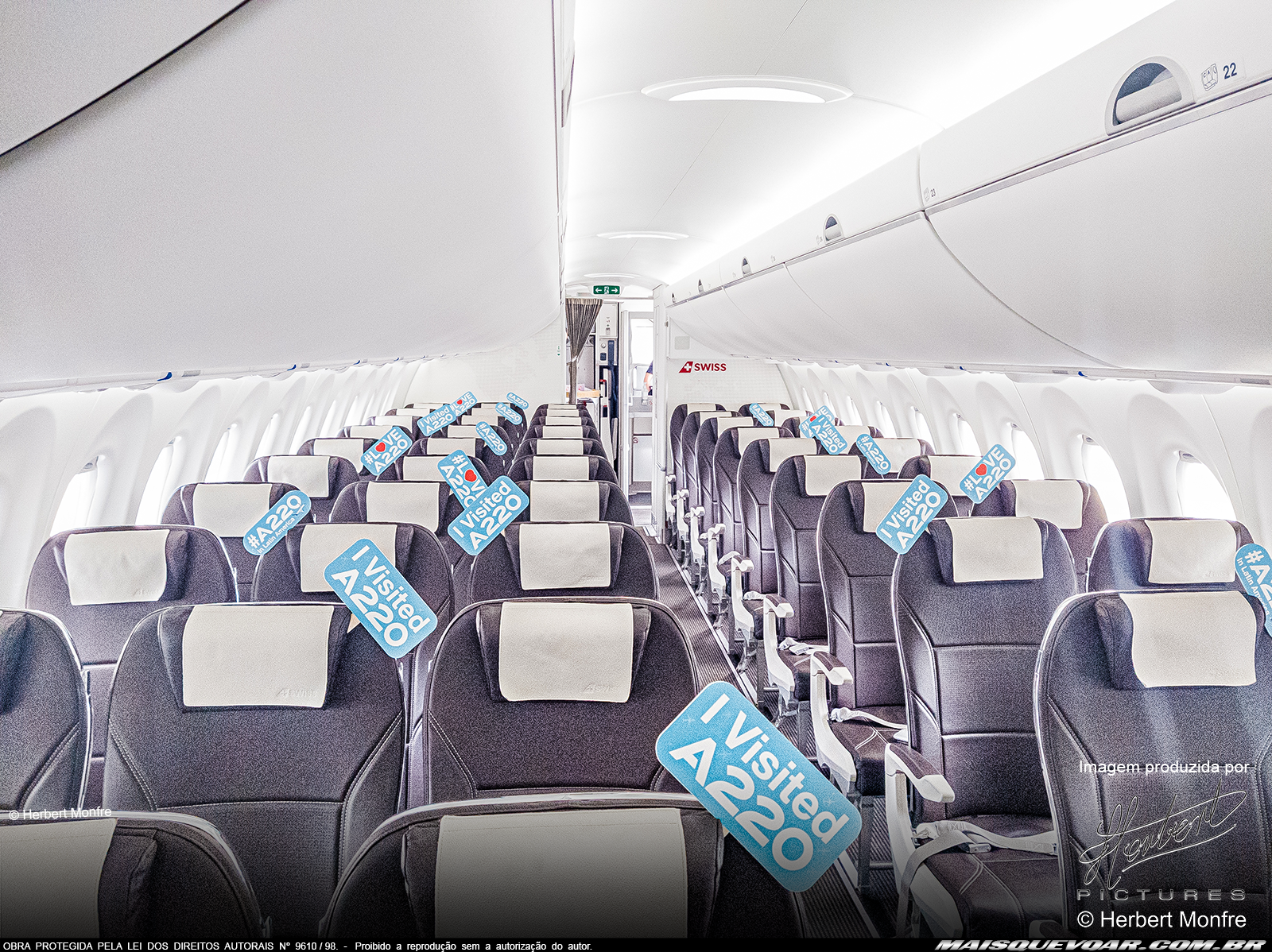 Passenger cabin configured in Economy Class of the Airbus A220-300 | HB-JBU | Swiss | published by MAIS QUE VOAR | Photographed by © Herbert Monfre - Herbert Pictures | Hire the photographer for your events at cmsherbert@hotmail.com