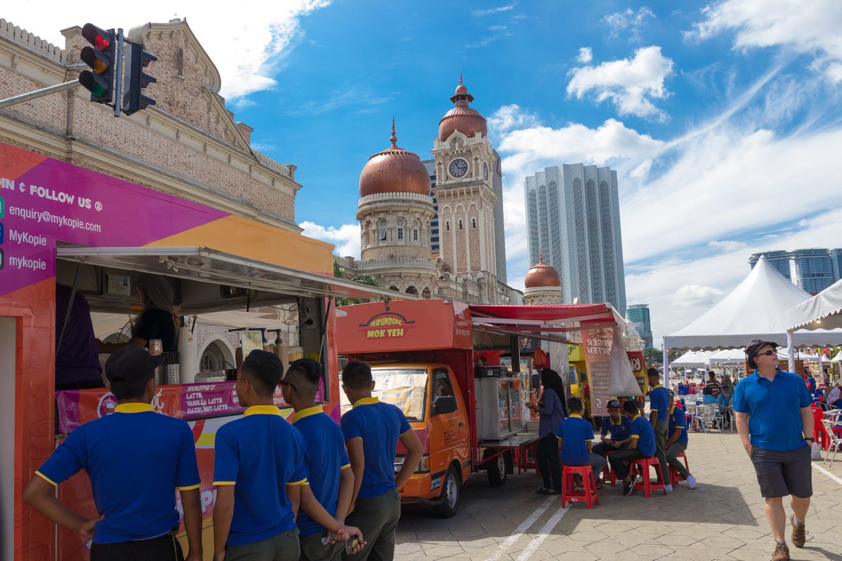 TIPS MODAL UNTUK MEMULAKAN KERJAYA SEBAGAI USAHAWAN FOOD TRUCK