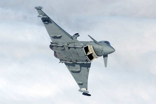 Italian Typhoons intercept Portuguese aircraft