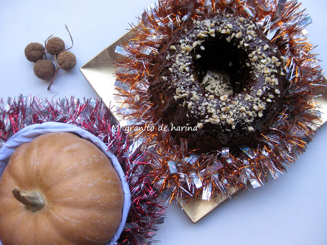 Bundt cake de calabaza y chocolate. Para los amantes de los bizcochos esponjosos y especiados. 