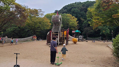 경기도 성남에서 피크닉 하기 좋은 율동공원 주차방법, 시설 소개-율동공원 아이누리 놀이터