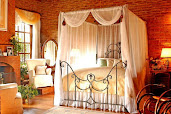 #7 Romantic Bedroom Design Ideas