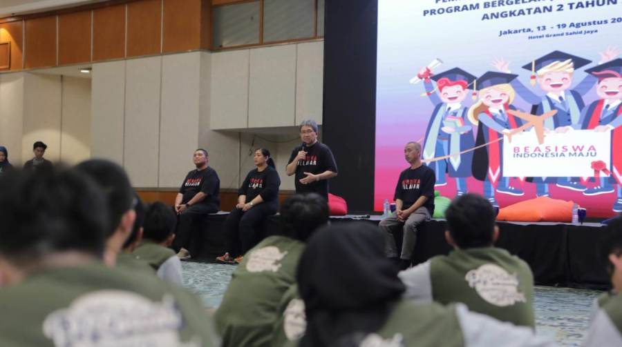 Kemendikbudristek Lepas 358 Penerima Beasiswa Indonesia Maju Luar Negeri Angkatan 2