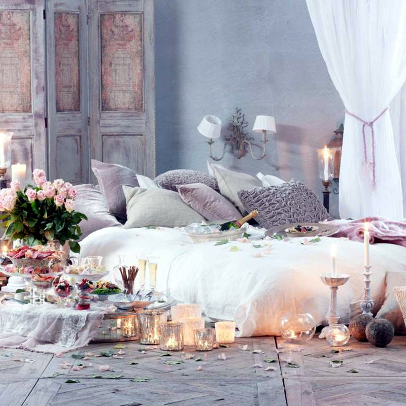 12 Beautiful Ways to Transform Your Bedroom for Valentine’s Day