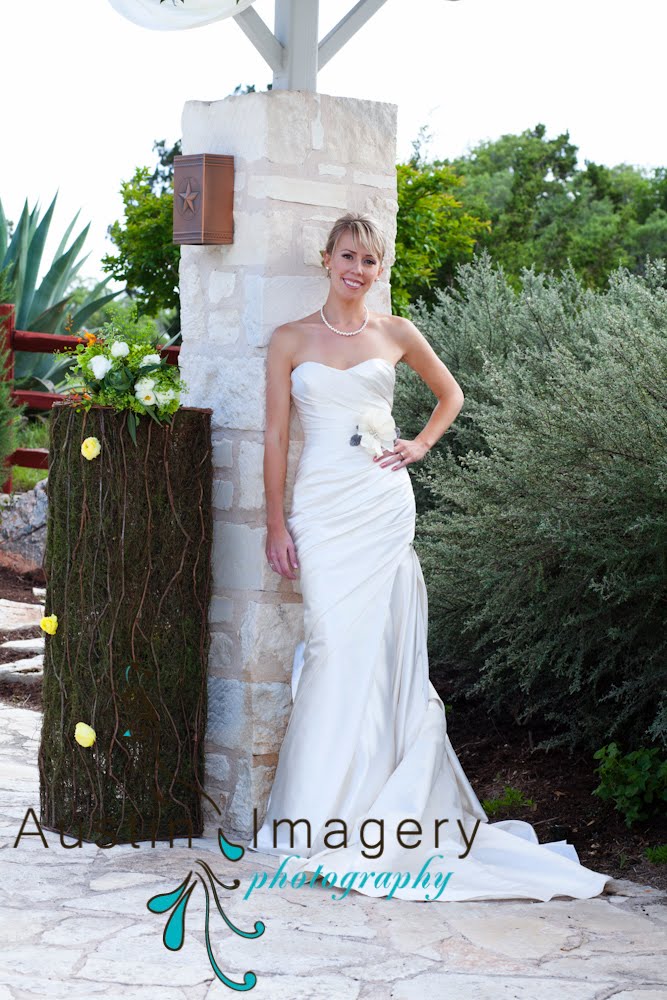 Sneak Peek Hill Country Wedding at The Terrace Club Austin Texas