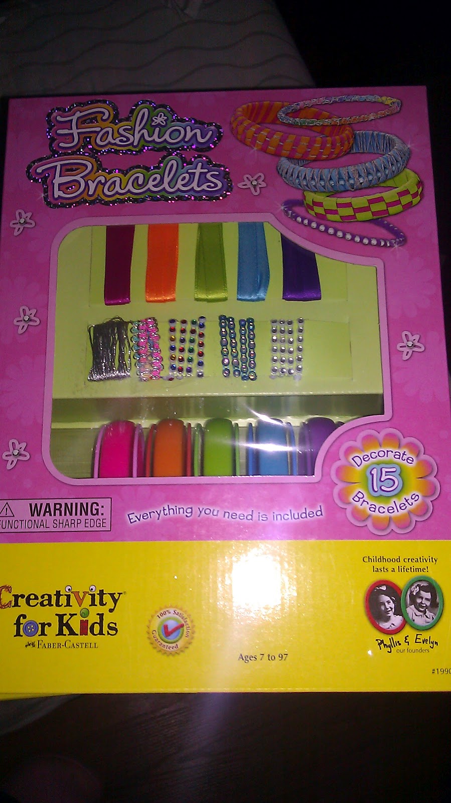 Klutz Beaded Bands Super Stylish Bracelets Made Simple Craft Kit