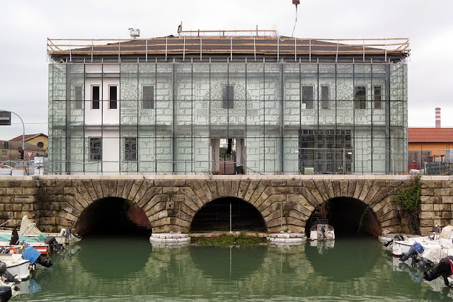 Dogana d'acqua, new building, Livorno