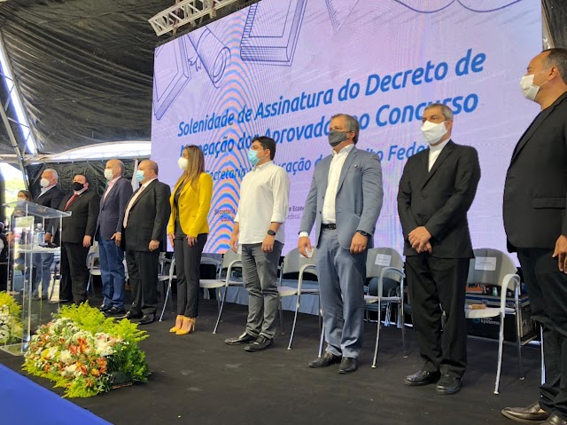 Apoio de Julio Cesar Ribeiro garante nomeação de aprovados no concurso para assistência à educação