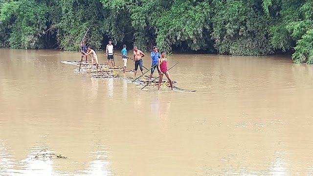 नदीपात्रातून साडेचार लाखाचे सागवान लठ्ठे जप्त lokpravah.com