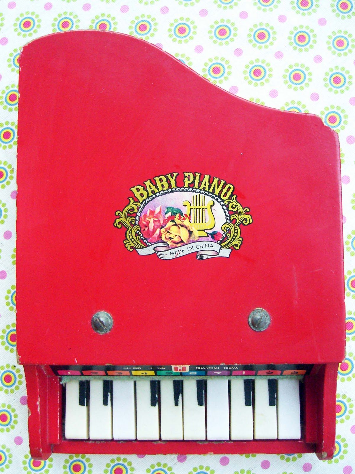 vintage+baby+piano