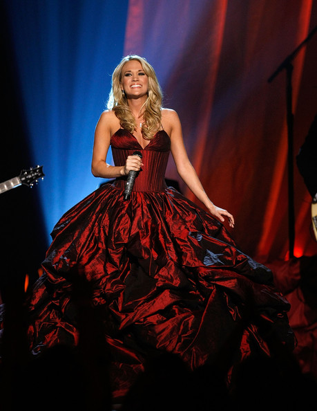 Carrie Underwood Yellow Dress. and here#39;s the dress.