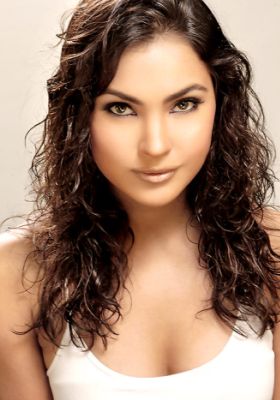 Actress Lara Dutta Very Hot Colletion sexy stills