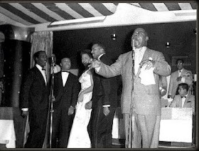 The Platters con Louis Armstrong en Mexico