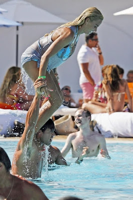Katie Price In Pool4