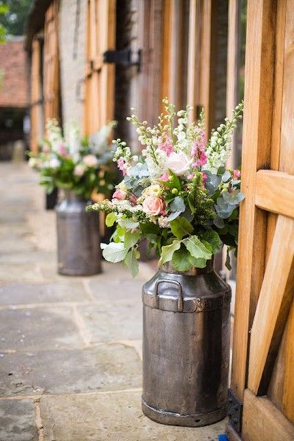 Wedding Venue decor ideas with flowers