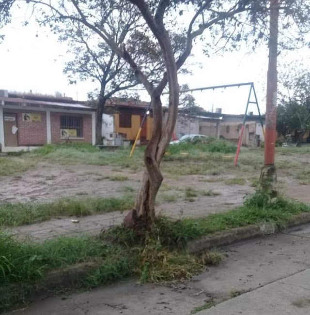 Plaza olvidada en Barrio Santa Bárbara 