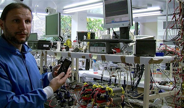 Dr Ioannis Ieropoulos in his laboratory