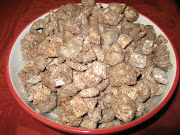 Like I said, it looks a bit like dog food.hence the name but, . (nutella puppy chow )