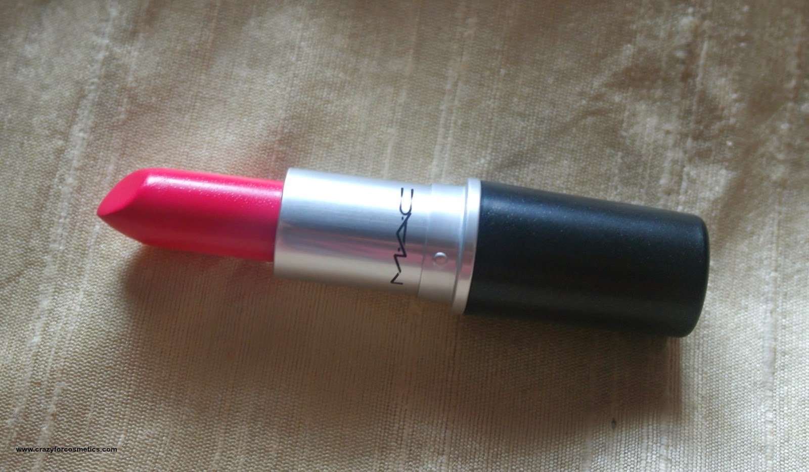 Review: MAC Amplified Crème Lipstick in 'Fusion Pink' — Glossip Girl